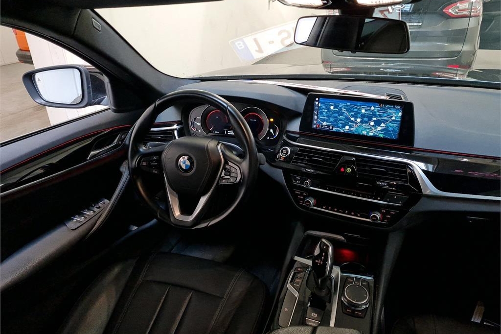 BMW 5 Series 2017 photo 6