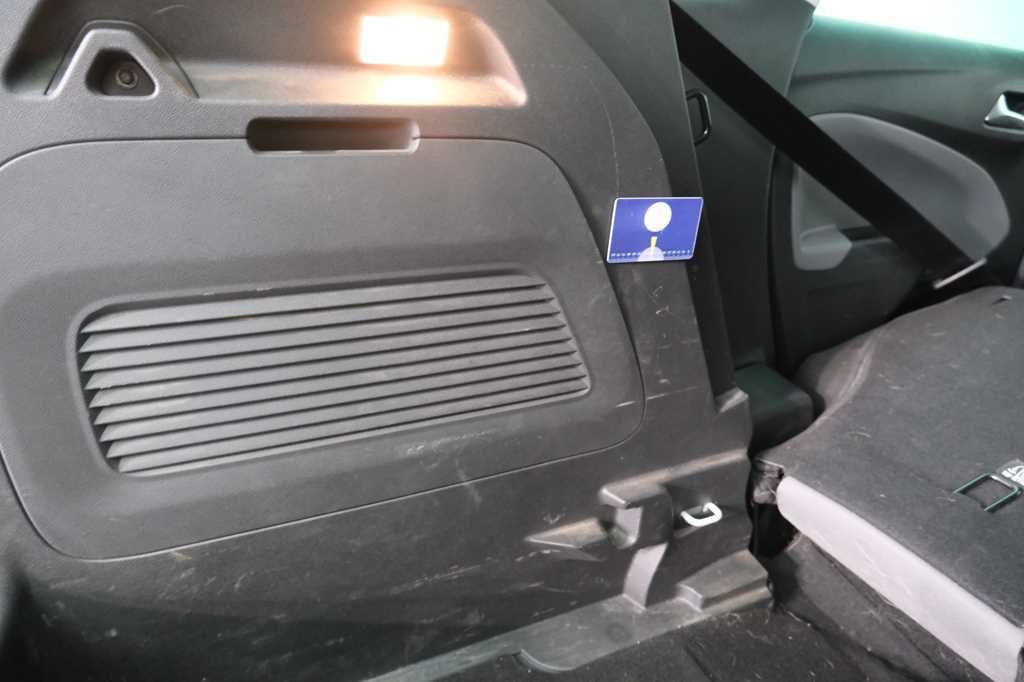 Opel Crossland X 2019 фото 8