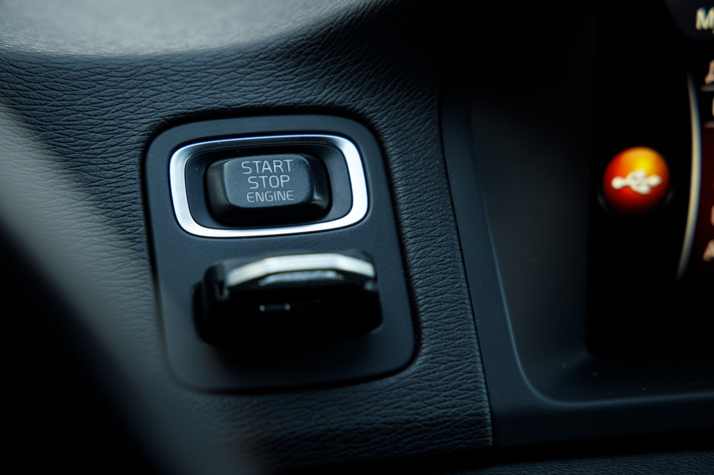 Volvo V70 D4 AWD фото 24