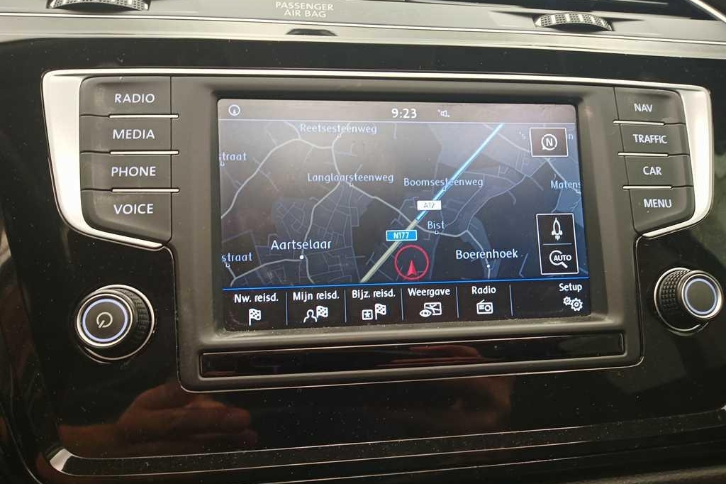 Volkswagen Touran 2016 фото 2