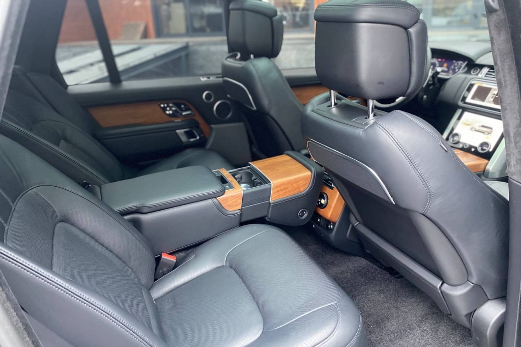 Land Rover Range Rover P400 2018 фото 16