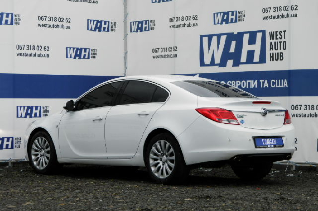 Buick Regal 2010 photo 4