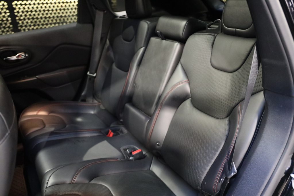 Jeep Cherokee 2019 фото 9