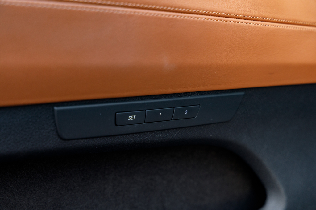 BMW 530 GT xDrive 2015 фото 17