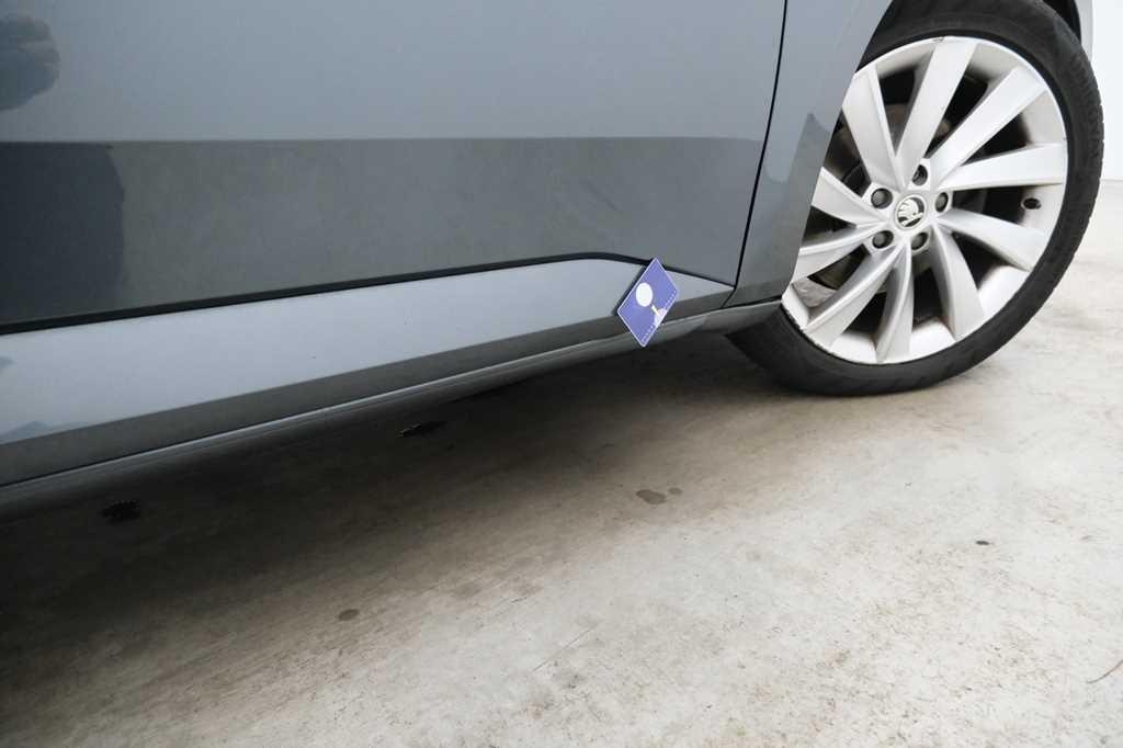 Skoda Superb Combi 2016 фото 57