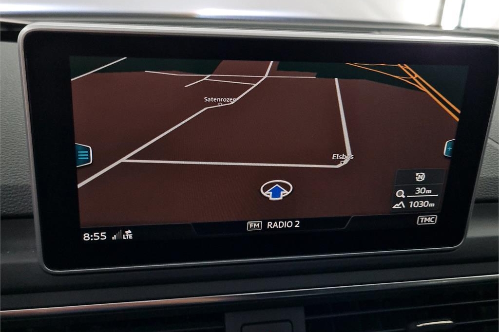 Audi A4 Avant 2017 photo 4