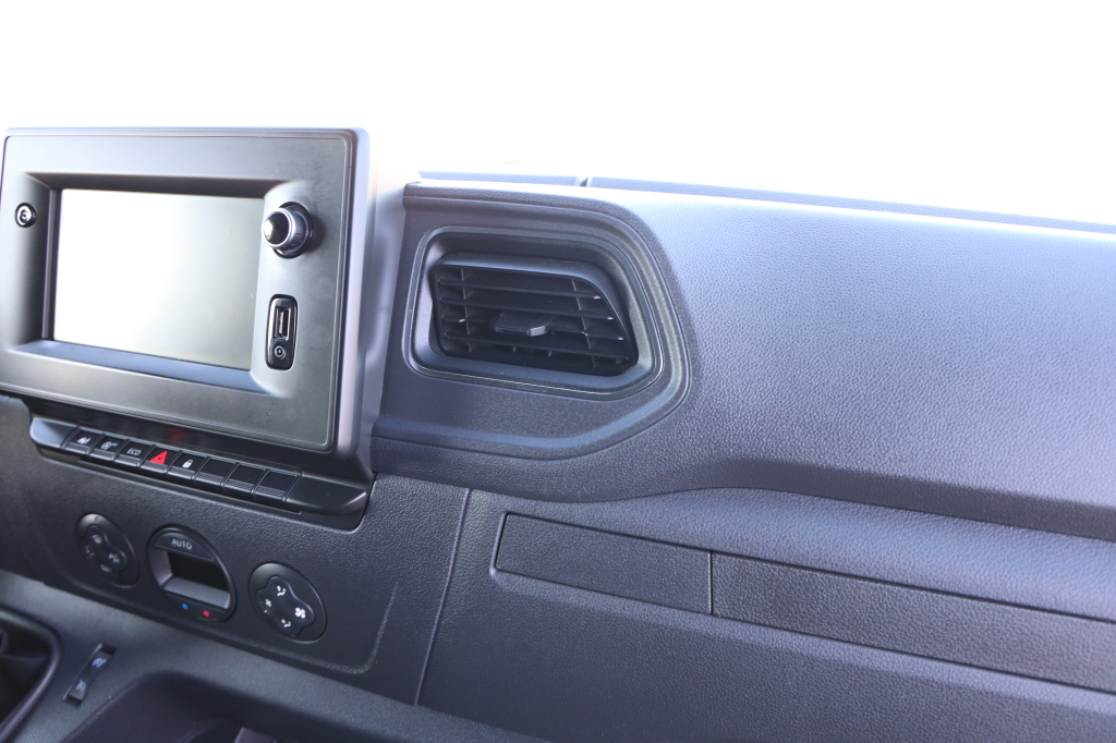 Renault Master 2020 фото 39