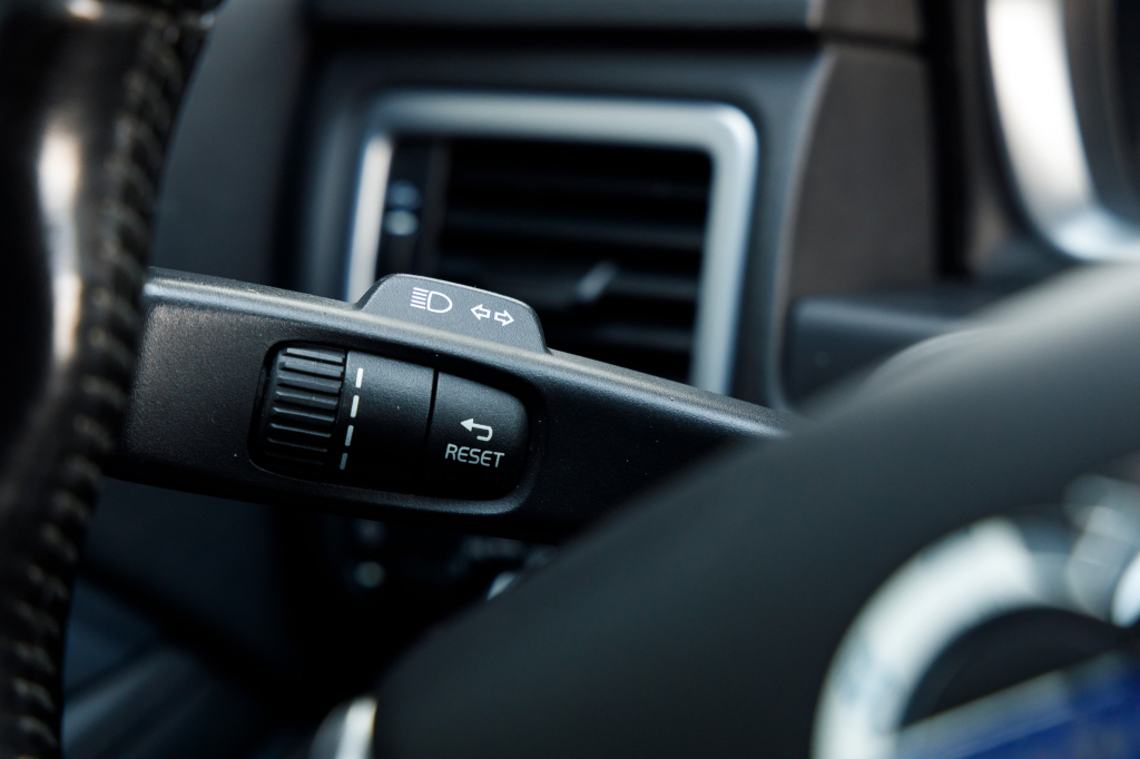 Volvo V70 D4 AWD фото 26