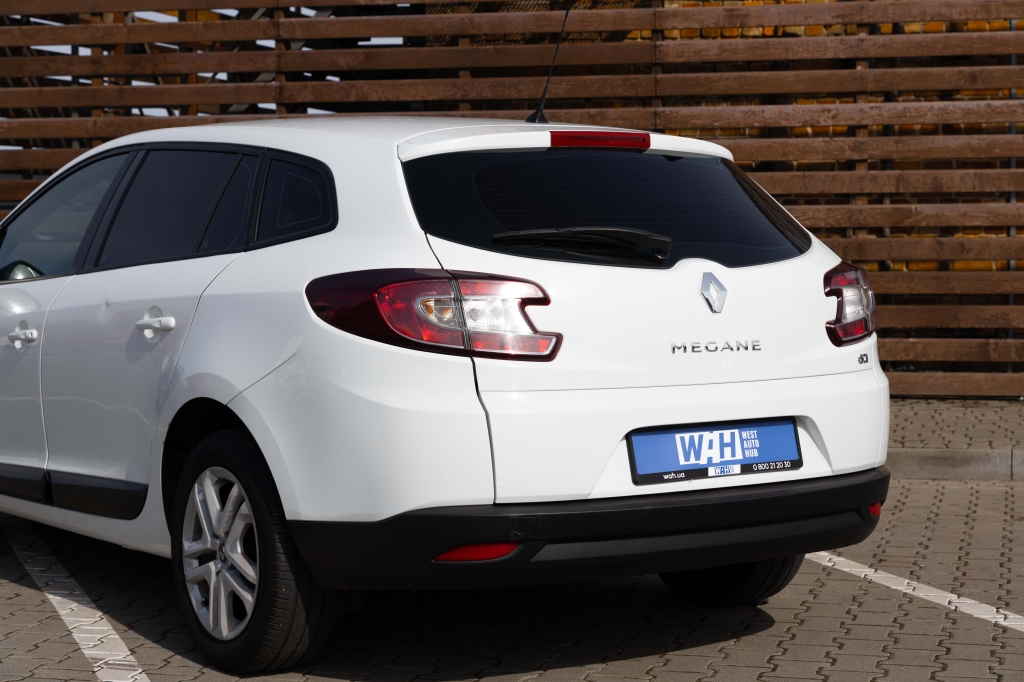 Renault Megane 2014 фото 10