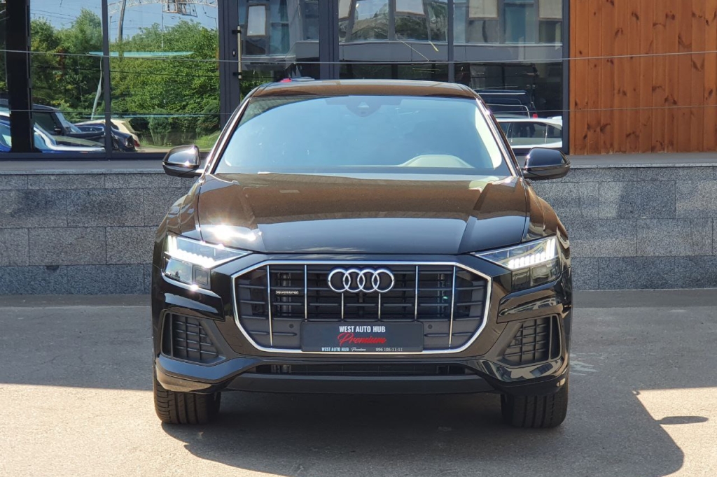 Audi Q8 50 TDI 2023 фото 1