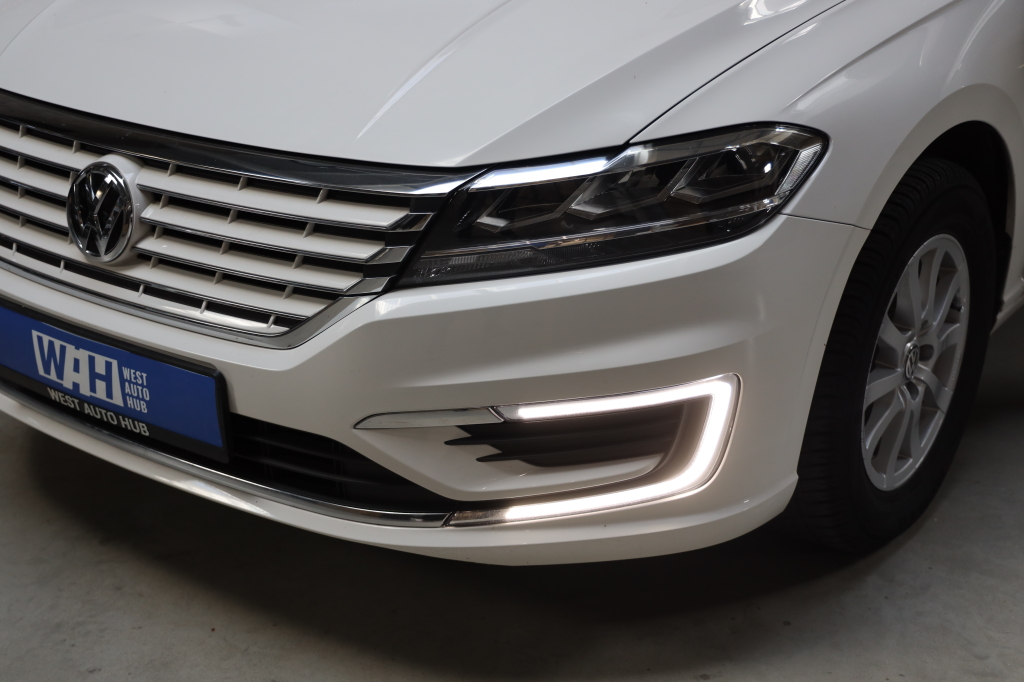 Volkswagen e-Lavida 2021 photo 7