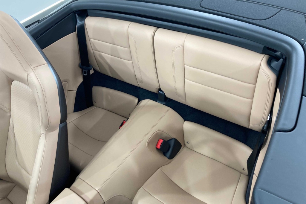 Porsche 992 Cabrio 2020 фото 10