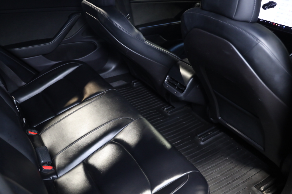 Tesla Model 3 2019 фото 43