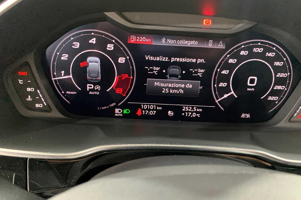 Audi RS Q3 2019 фото 7