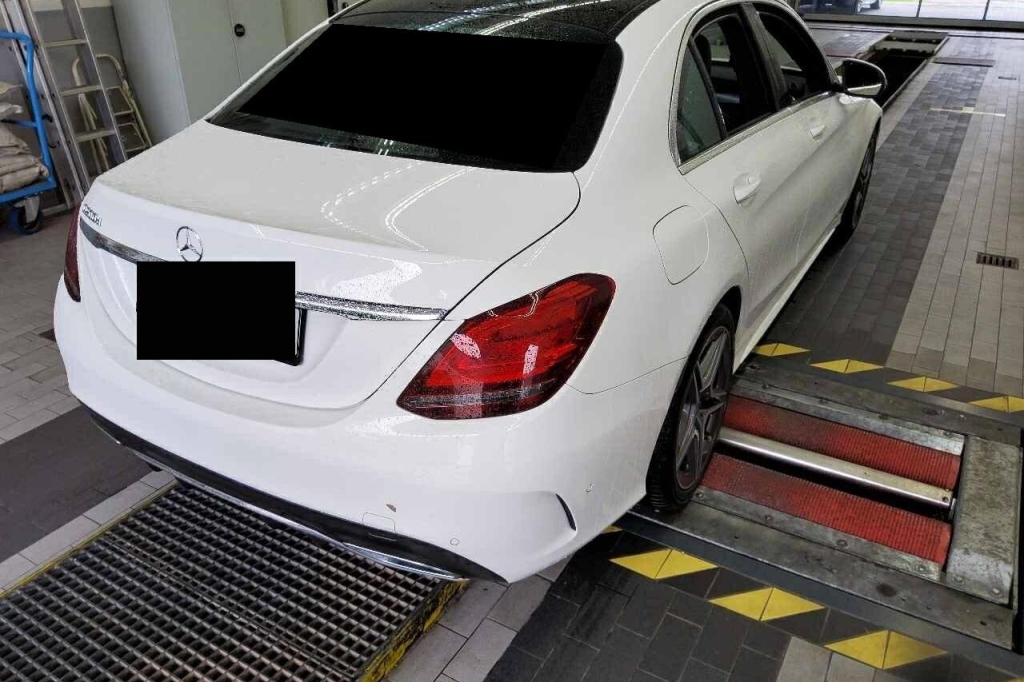 Mercedes-AMG C-Klasse 2019 photo 1