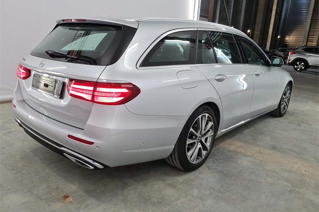 Mercedes-Benz E-Klasse 2017 фото 1