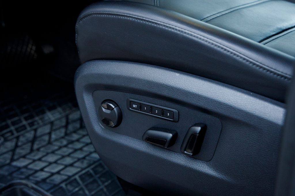 Volkswagen Multivan Highline 2016 photo 12