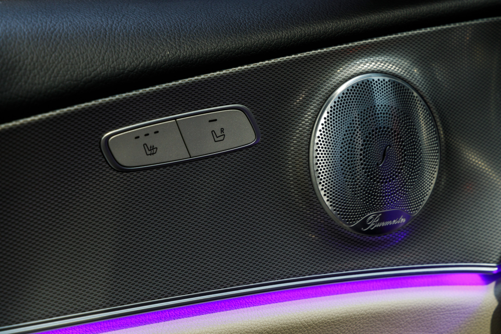 Mercedes-Benz E 200 4Matic AMG Line фото 17