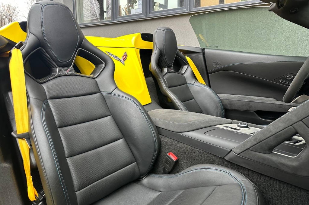 Chevrolet Corvette Z06 2018 фото 18