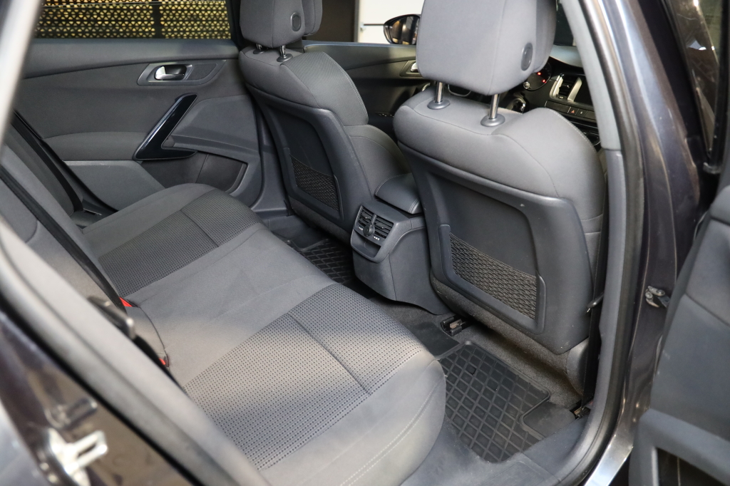 Peugeot 508 2014 photo 23