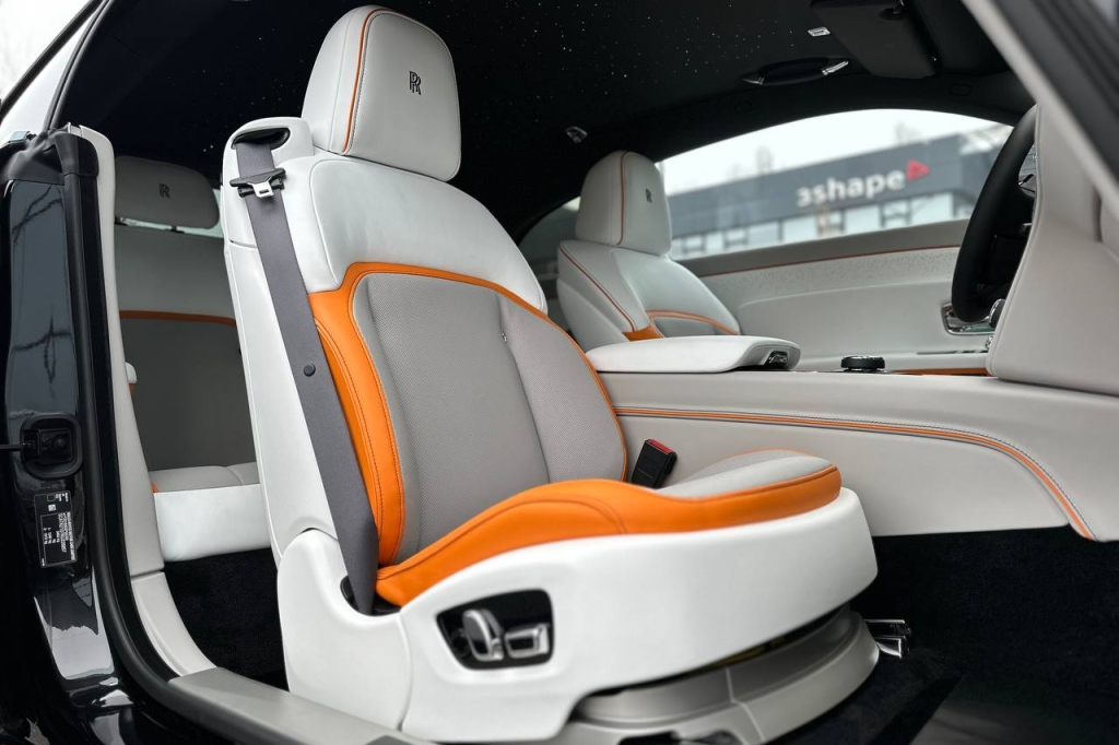 Rolls-Royce Spectre 2024 photo 26