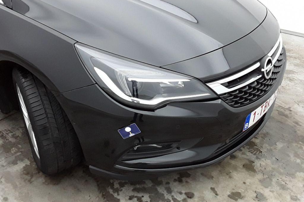 Opel Astra Sports Tourer 2017 фото 12