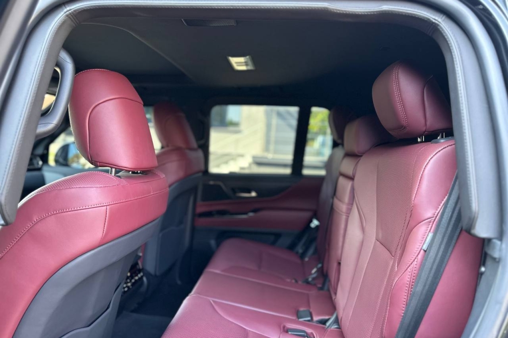 Lexus LX 500d 2023 фото 20