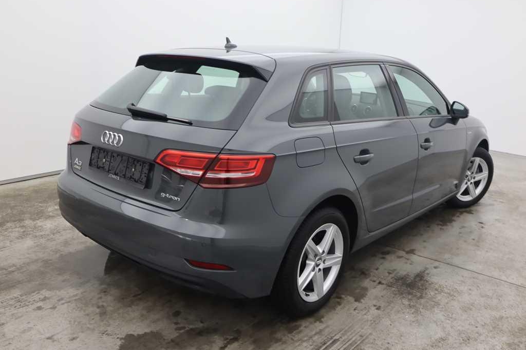 Audi A3 Sportback 2017 фото 6