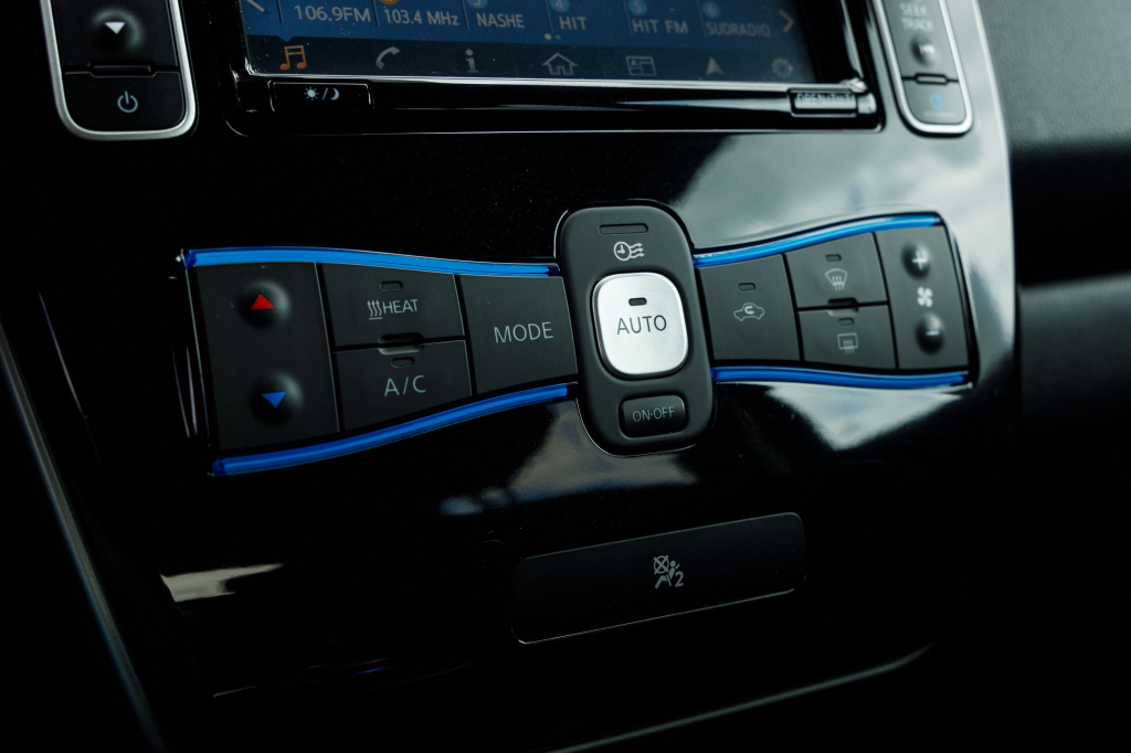 Nissan Leaf 2016 photo 14