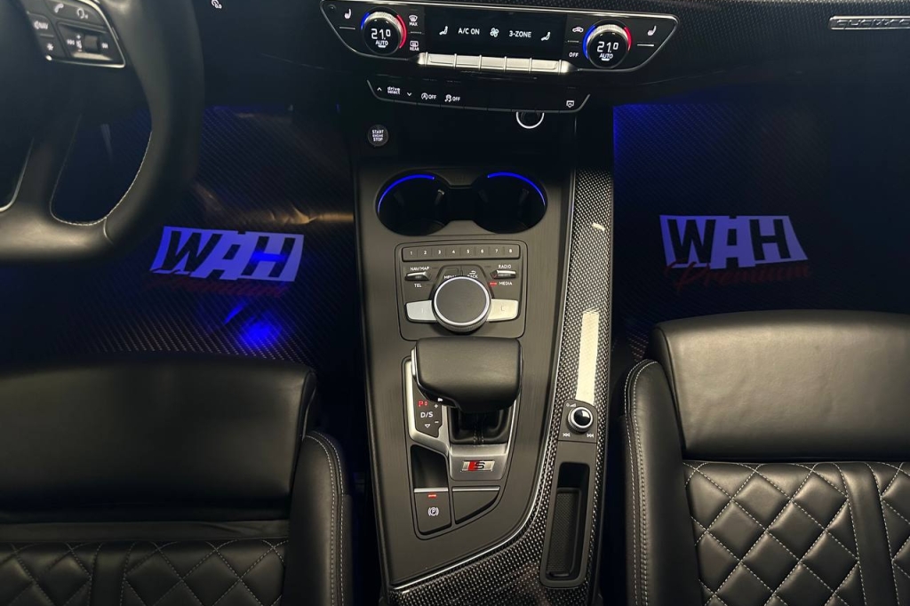 Audi S4 2017 фото 16