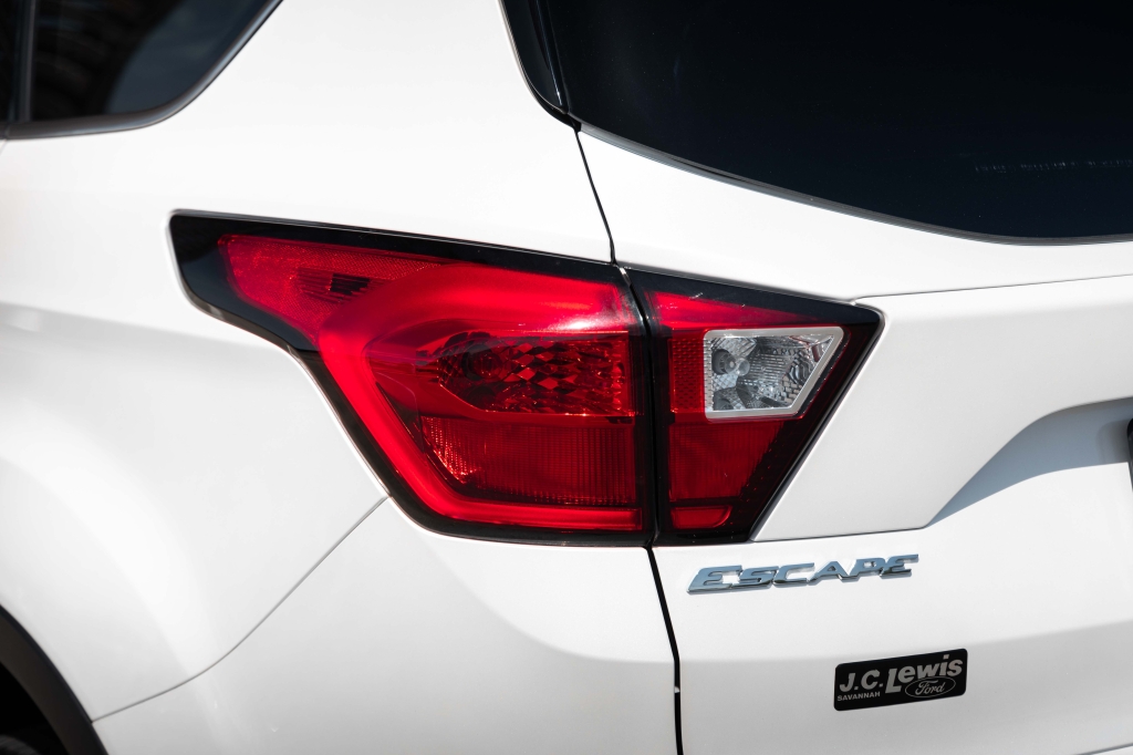 Ford Escape SEL 2019 photo 11