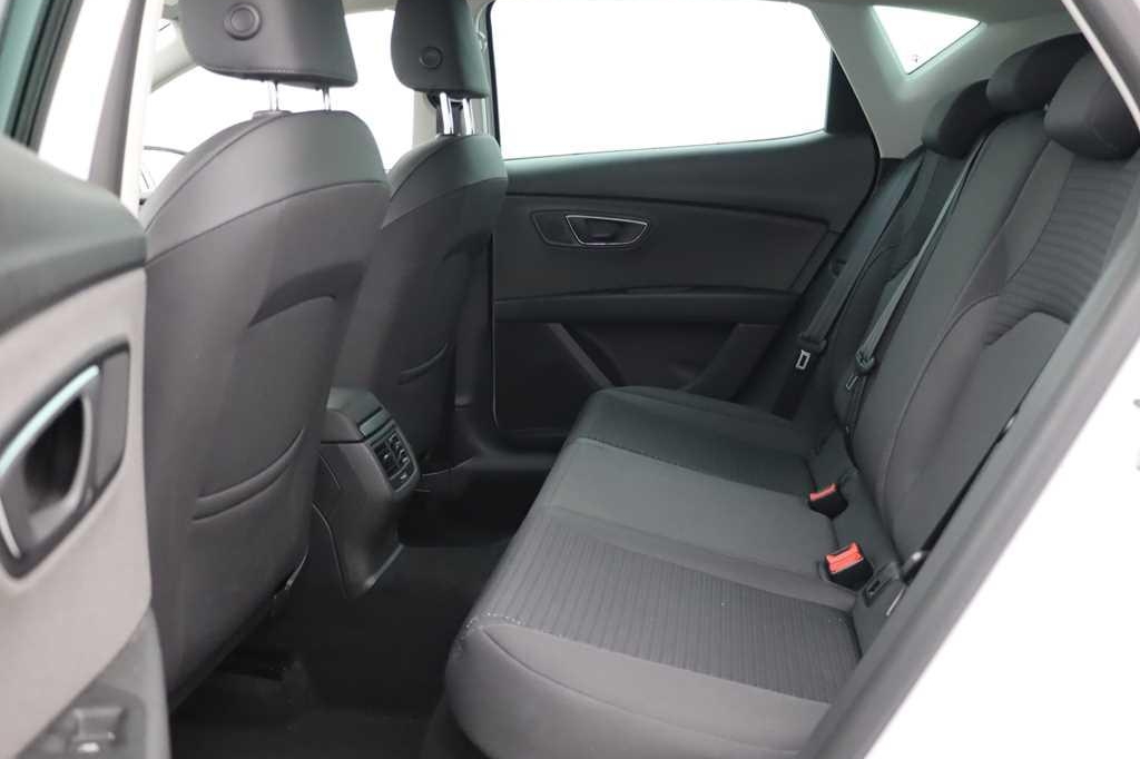 SEAT Leon 2017 photo 2