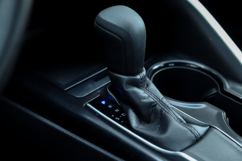 Toyota Camry LE 2017 фото 38