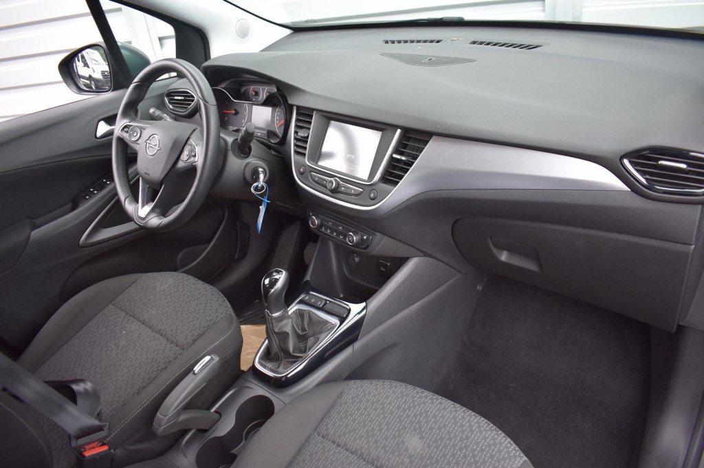 Opel Crossland X 2019 фото 4
