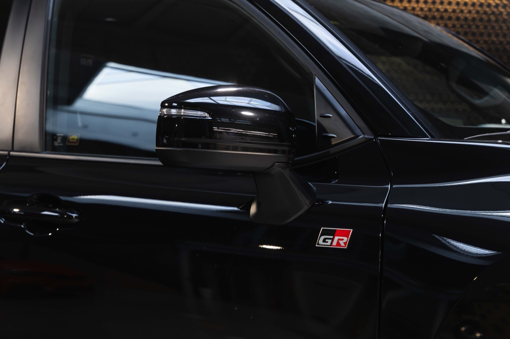 Toyota Land Cruiser GR 2023 фото 6