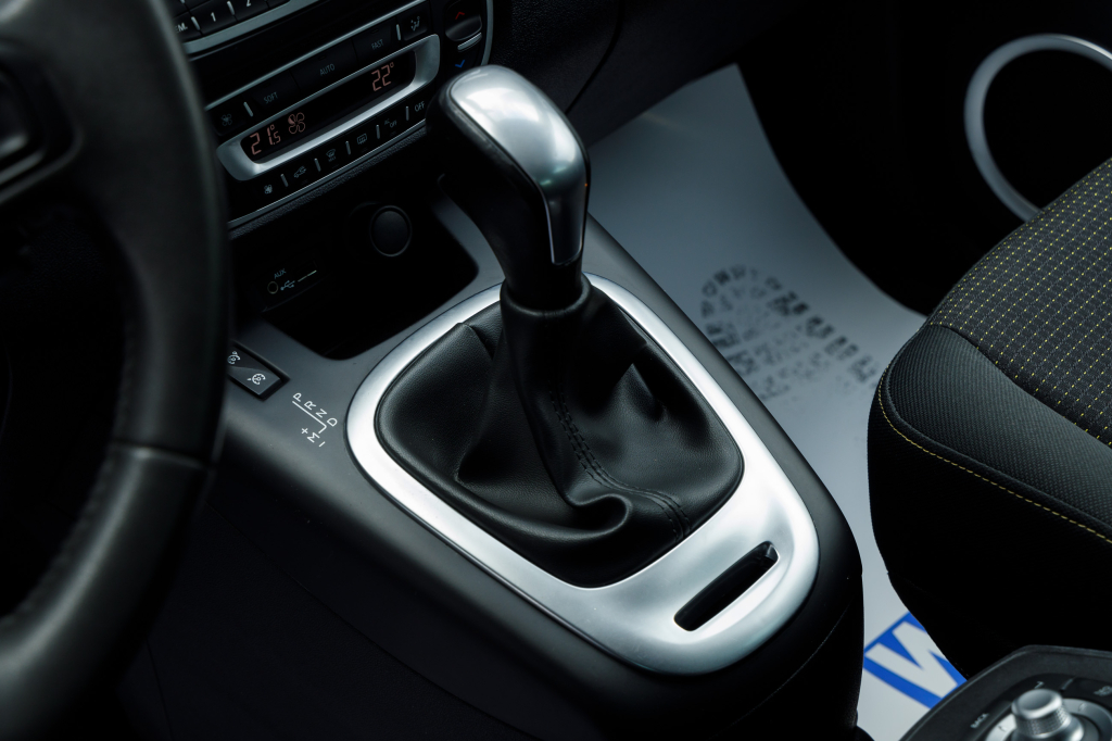 Renault Megane Scenic Grand  2010 фото 18