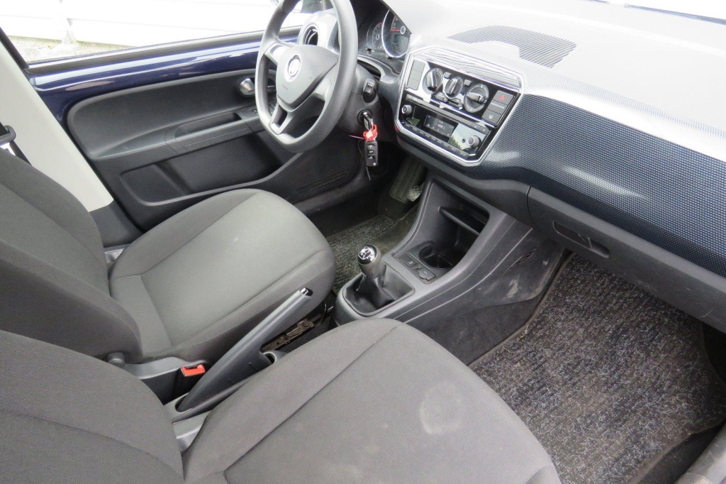 Volkswagen Up 2017 photo 3