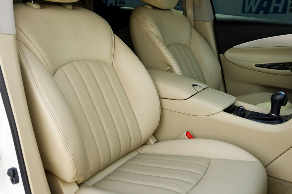 Infiniti QX50 2016 2015 photo 30