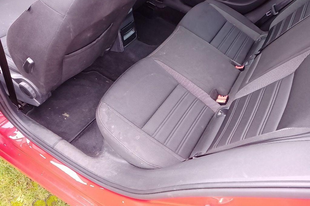 Skoda Octavia Combi 2018 фото 39