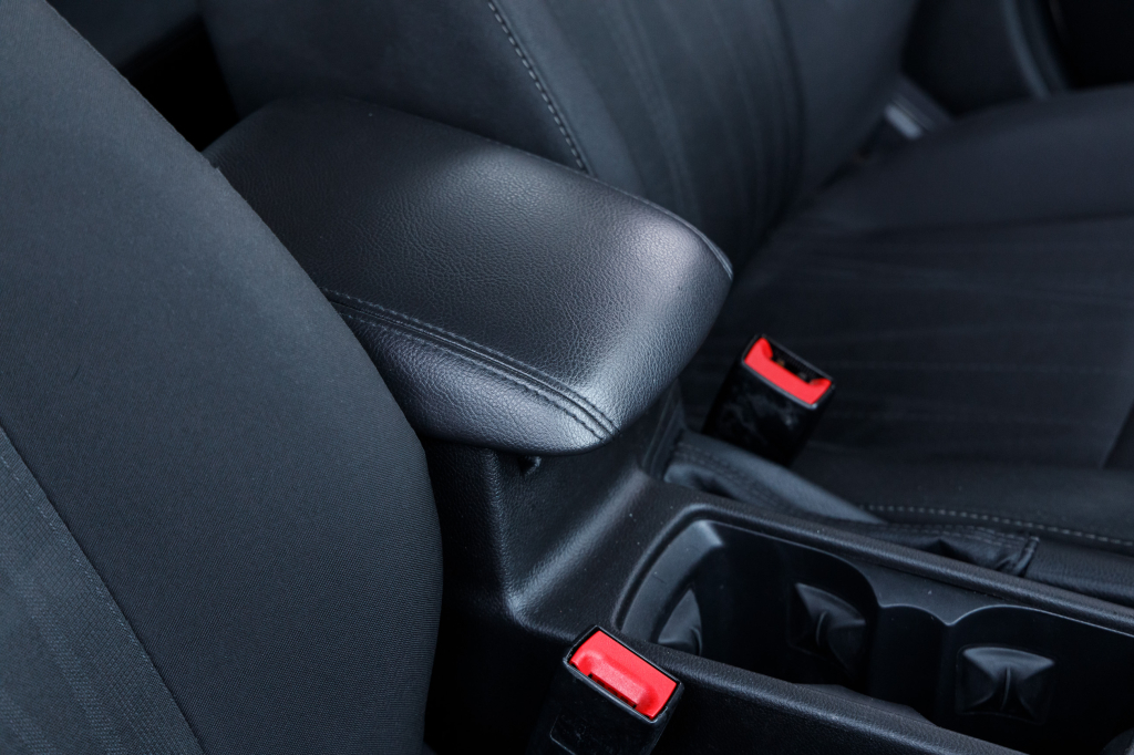 Ford Focus SE 2016 фото 10