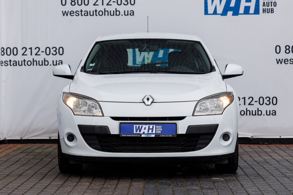 Renault Megane 2010 photo 23