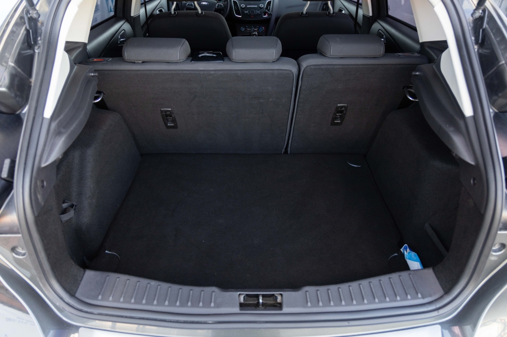 Ford Focus 2016 фото 27