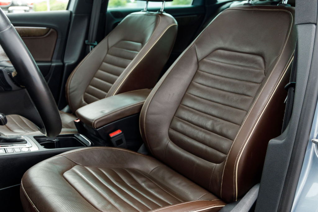 Volkswagen Passat B7 Exclusive 2012 photo 6