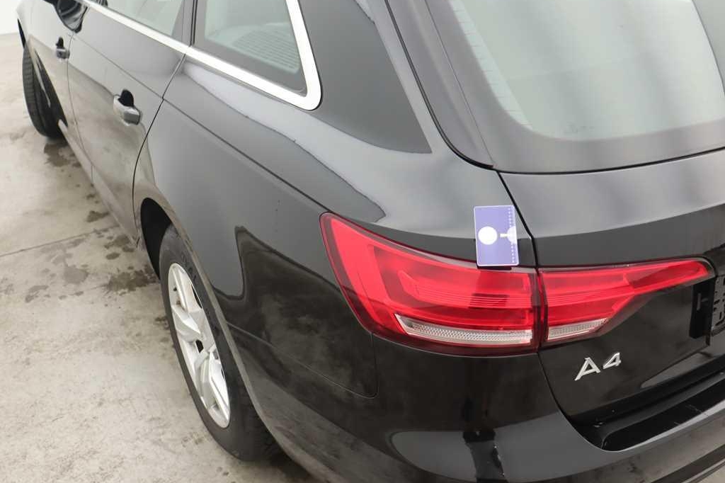 Audi A4 Avant 2017 photo 22