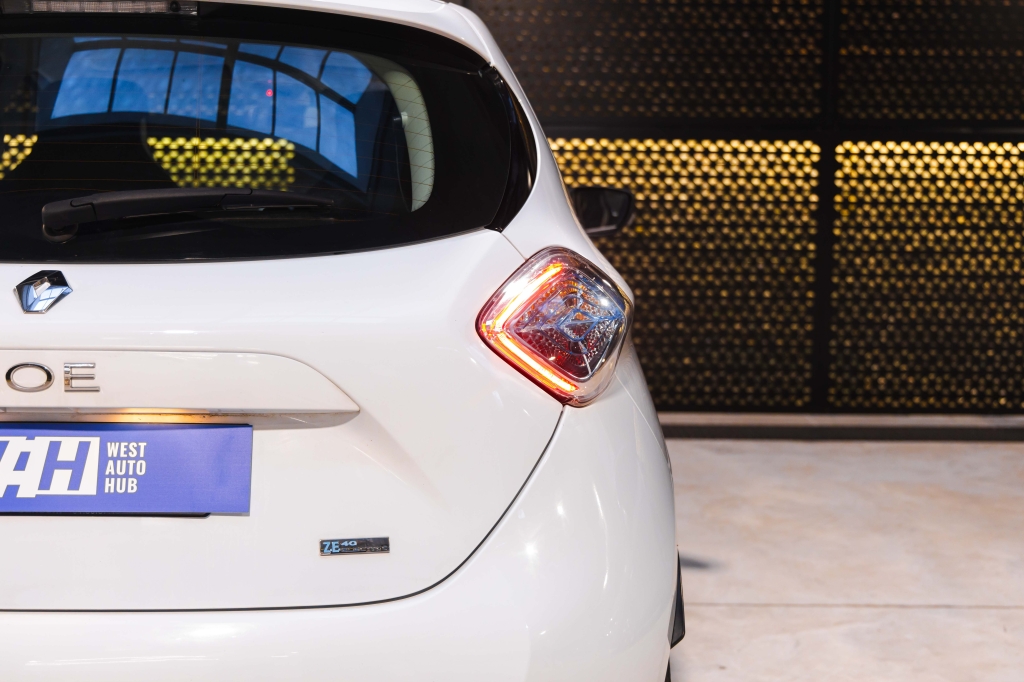 Renault Zoe 2018 фото 7