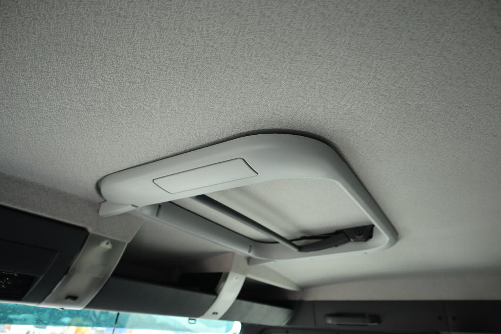 MAN TGS 18.360 2009 photo 13