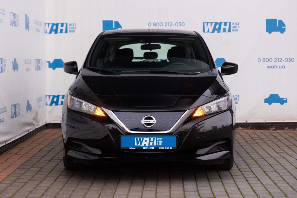 Nissan Leaf 2021 фото 2