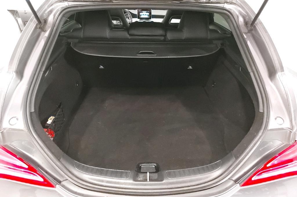 Mercedes-Benz CLA-Klasse 2016 photo 39