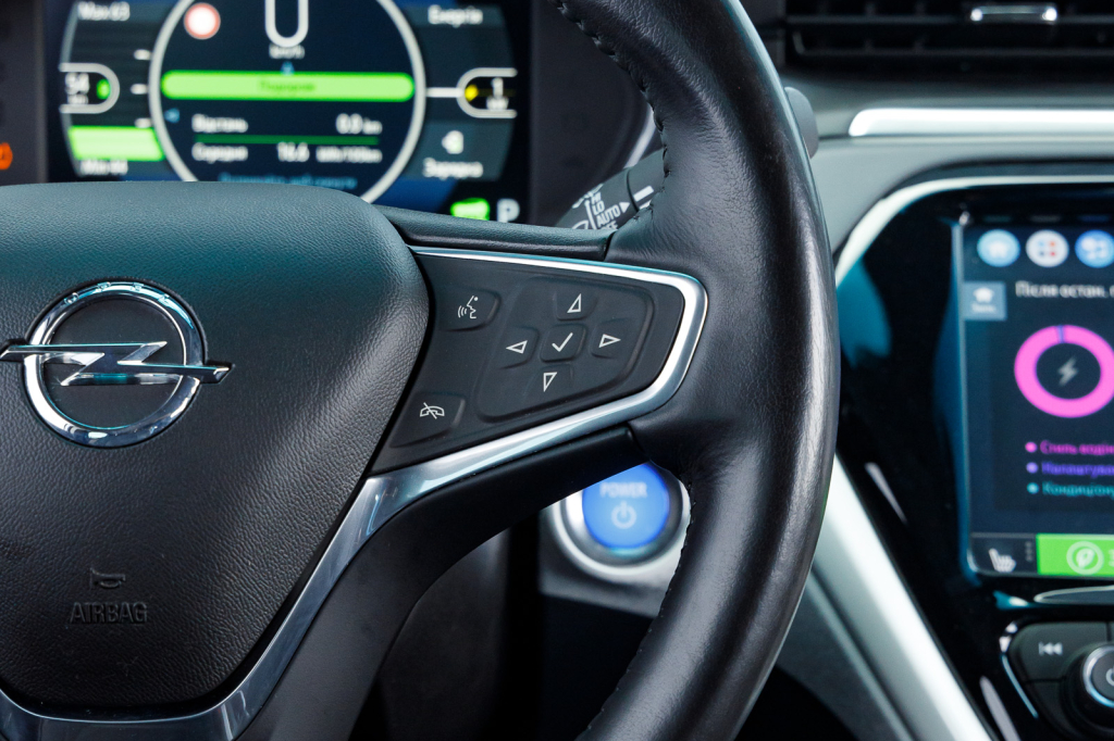 Opel Ampera-e 2018 фото 21