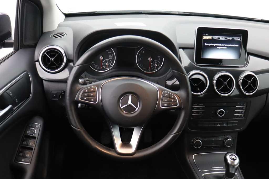 Mercedes-Benz B-Klasse 2017 photo 2